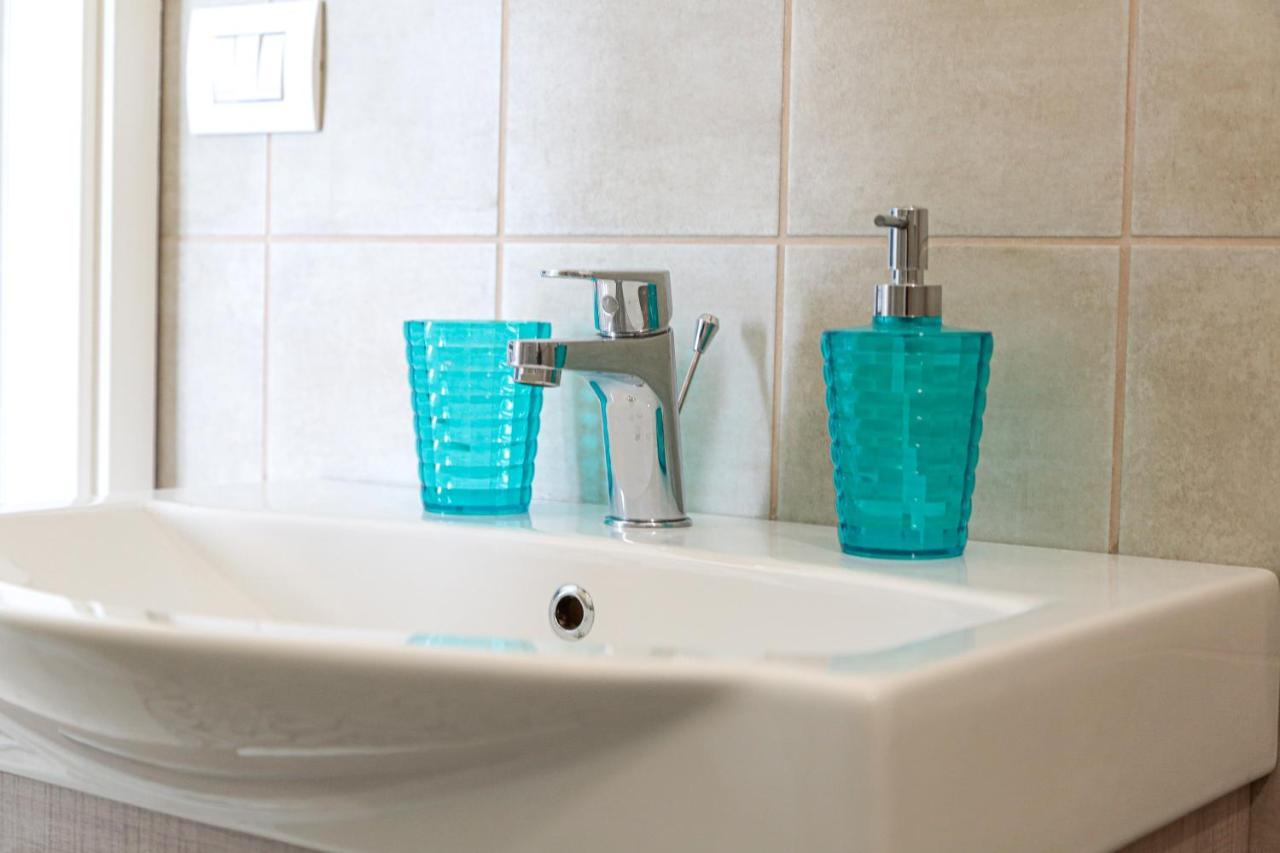 פורטו צ'זראו Casa Clementina Rooms Vista Mare מראה חיצוני תמונה